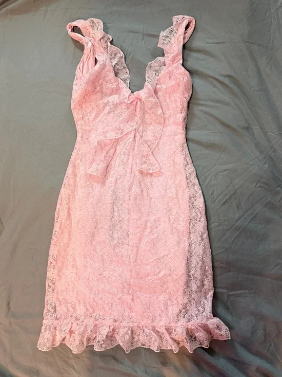 Take A Bow Lace Mini Dress - Baby Pink - Picture 3 of 6